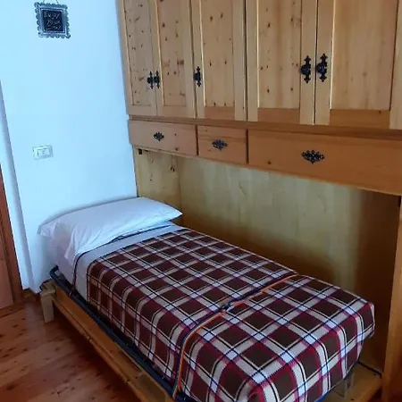 Alagna Tres Jolie 里瓦瓦尔多比亚