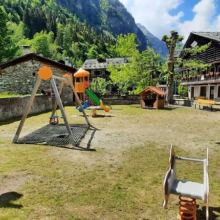 Apartament Alagna Tres Jolie