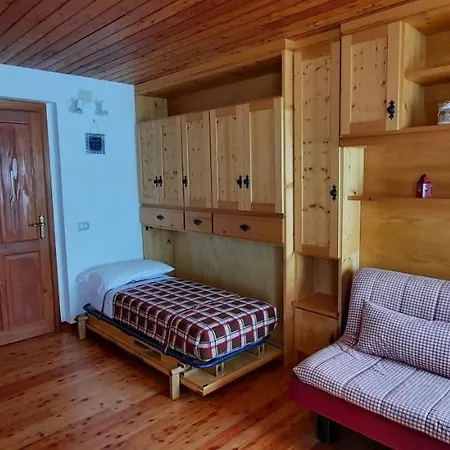 Alagna Tres Jolie 里瓦瓦尔多比亚