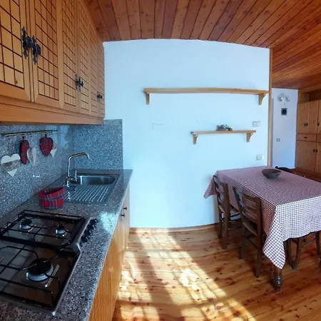 Alagna Tres Jolie 公寓